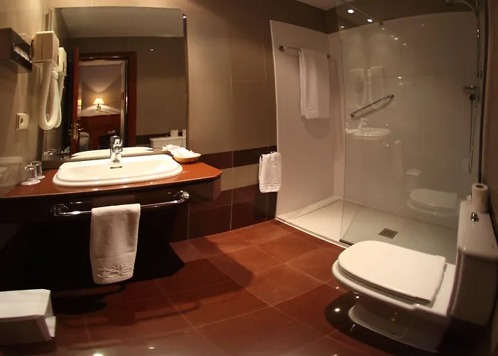 アノエタ ホテル 3*